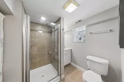 2429 N Drake Avenue, Chicago, IL 60647 - Photo 27