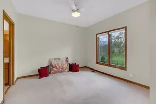 1340 Dunrobin Rd, Naperville, IL 60540 - Photo 17
