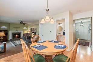 901 Crestfield Ave, Libertyville, IL 60048 - Photo 7