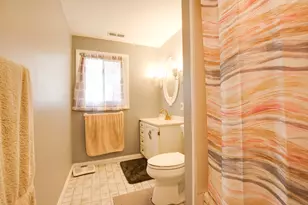 21W137 Everest Rd, Lombard, IL 60148 - Photo 17