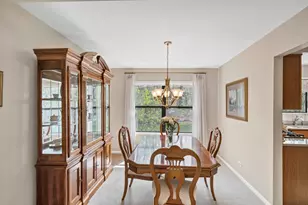 713 Hackberry Ct, Bartlett, IL 60103 - Photo 5