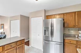 713 Hackberry Ct, Bartlett, IL 60103 - Photo 15