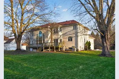 2113 Elgin Road, Barrington, IL 60010 - Photo 3