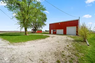 1235 N 1450 East Rd, Onarga, IL 60955 - Photo 9