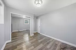 480 E 163rd St, South Holland, IL 60473 - Photo 23