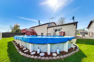 387 Lakewood Dr, Antioch, IL 60002 - Photo 29