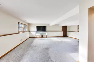 387 Lakewood Dr, Antioch, IL 60002 - Photo 17