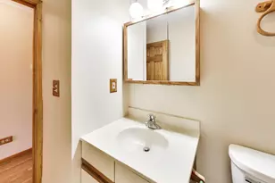 387 Lakewood Dr, Antioch, IL 60002 - Photo 15
