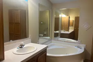 2250 Sunrise Dr, Belvidere, IL 61008 - Photo 17