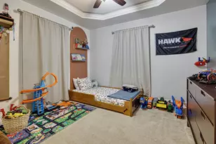 1020 Dean St, Saint Charles, IL 60174 - Photo 13