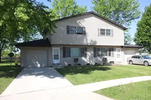 112 Appletree Ct, Yorkville, IL 60560 - Photo 1
