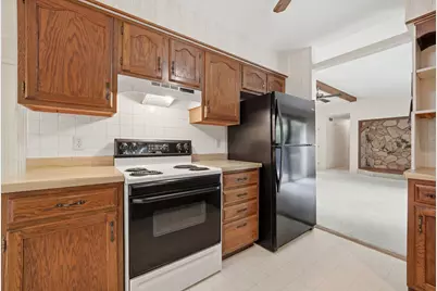2014 Cimarron Drive, Freeport, IL 61032 - Photo 7