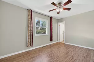 1461 Hillcrest Ave, Hanover Park, IL 60133 - Photo 9