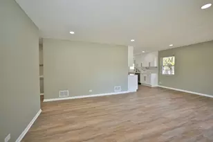 580 S Chase Ave, Lombard, IL 60148 - Photo 7