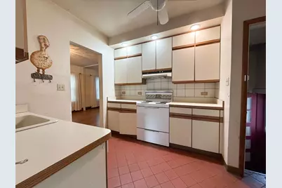 441 S Princeton Avenue, Villa Park, IL 60181 - Photo 13