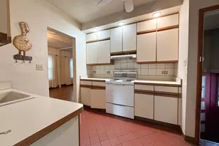 441 S Princeton Ave, Villa Park, IL 60181 - Photo 13