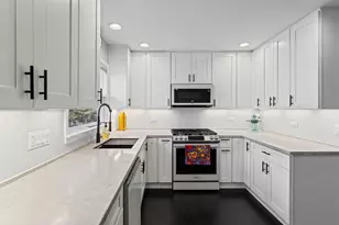1380 Glencoe Ave, Highland Park, IL 60035 - Photo 7