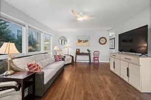 1380 Glencoe Ave, Highland Park, IL 60035 - Photo 9