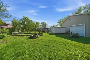 10817 S Mason Ave, Chicago Ridge, IL 60415 - Photo 21