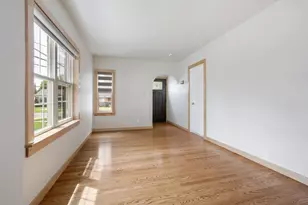 408 S Elmwood Dr, Aurora, IL 60506 - Photo 3