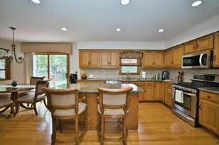 114 Rhine Ave, Bolingbrook, IL 60490 - Photo 13