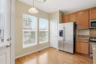 1149 Chelsea Dr, Lake Zurich, IL 60047 - Photo 9
