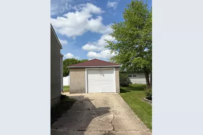 1810 Prospect Avenue, Peru, IL 61354 - Photo 19
