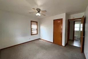 1810 Prospect Ave, Peru, IL 61354 - Photo 9