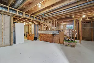 206 E Tomaras Ave, Savoy, IL 61874 - Photo 33