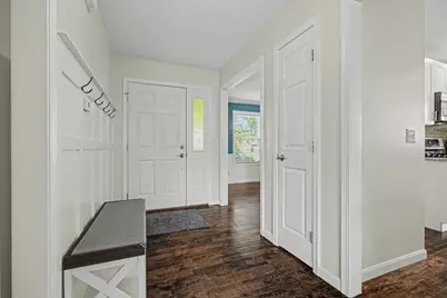 206 E Tomaras Avenue, Savoy, IL 61874 - Photo 5