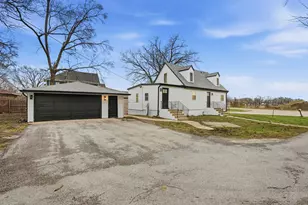 9442 S Octavia Ave, Bridgeview, IL 60455 - Photo 3
