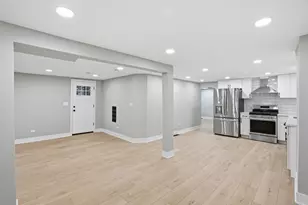 9442 S Octavia Ave, Bridgeview, IL 60455 - Photo 7