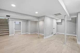 9442 S Octavia Ave, Bridgeview, IL 60455 - Photo 21