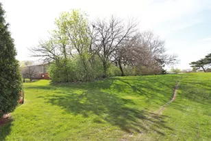 829 Clover Ridge Ln, Itasca, IL 60143 - Photo 39