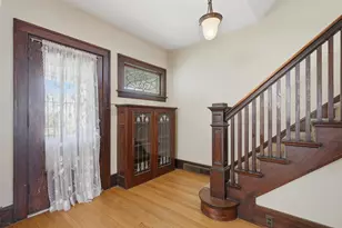 2036 13th St, Moline, IL 61265 - Photo 5