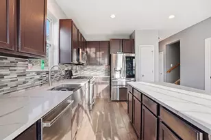 3030 Seekonk Ave, Elgin, IL 60124 - Photo 5