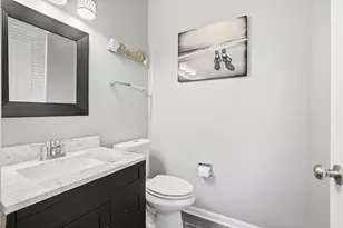 3030 Seekonk Ave, Elgin, IL 60124 - Photo 9