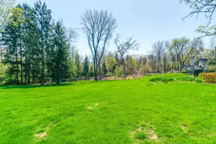 37 Forest Hills Rd, Lake Bluff, IL 60044 - Photo 45