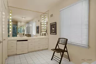 37 Forest Hills Rd, Lake Bluff, IL 60044 - Photo 27