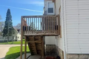 465 E State St, Sycamore, IL 60178 - Photo 5