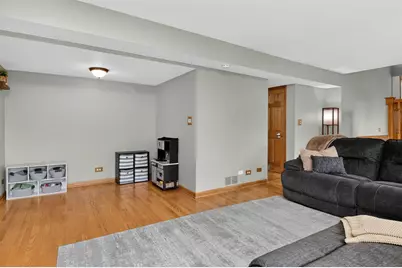 1001 Oak Ridge Drive, Streamwood, IL 60107 - Photo 13