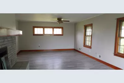 606 Bohn Street, Rosiclare, IL 62982 - Photo 7