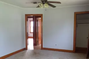 606 Bohn St, Rosiclare, IL 62982 - Photo 9