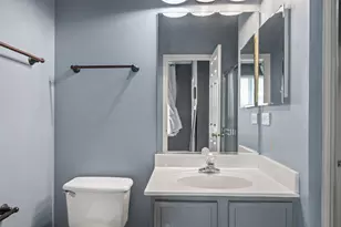 108 Schneider Ct, North Aurora, IL 60542 - Photo 17