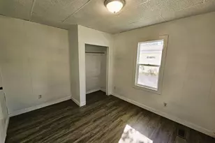 415 E Johnson St, Fairfield, IL 62837 - Photo 13