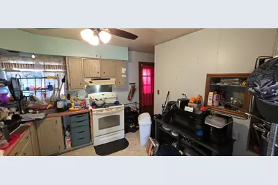 1702 19th Avenue, Sterling, IL 61081 - Photo 5