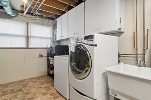 719 E Hackberry Dr, Arlington Heights, IL 60004 - Photo 19