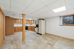 8920 Emerald Ct, Hickory Hills, IL 60457 - Photo 31