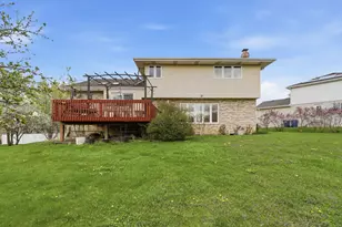 8920 Emerald Ct, Hickory Hills, IL 60457 - Photo 41