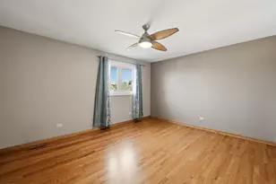 8920 Emerald Ct, Hickory Hills, IL 60457 - Photo 25